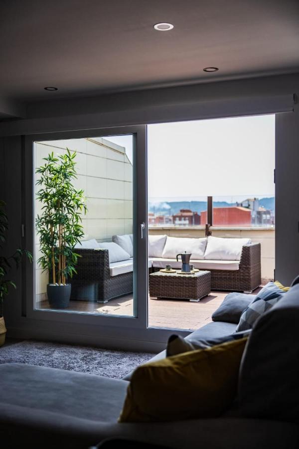 Lujoso Atico Entre 2 Playas Con Garaje, Terraza, Vistas Y Wifi Apartment Gijon Exterior photo