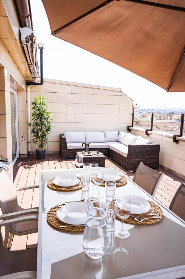 Lujoso Atico Entre 2 Playas Con Garaje, Terraza, Vistas Y Wifi Apartment Gijon Exterior photo
